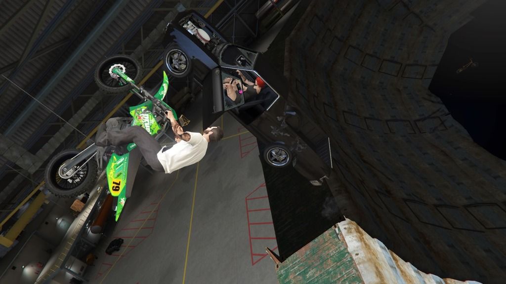 Grand%20Theft%20Auto%20V_20160720210949_