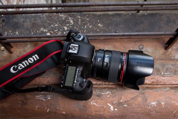 Review] EOS 5D III In-Depth Review (comparison, samples, etc, and a great 5D3 deal)