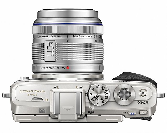 Olympus E-Pl7 announced! Gets ready to jump into the Selfie Hype