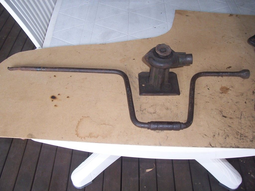 [Linked Image from i1266.photobucket.com]