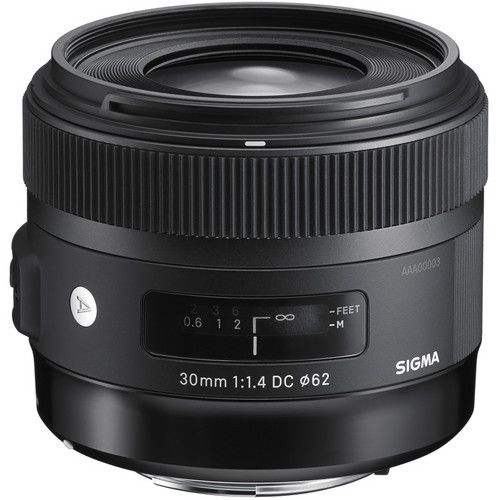 sigma 30mm 1.4 canon review