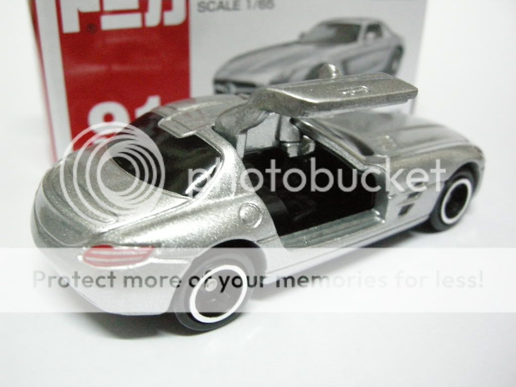 Tomica 91 Mercedes Benz SLS AMG Gullwing 1/65  