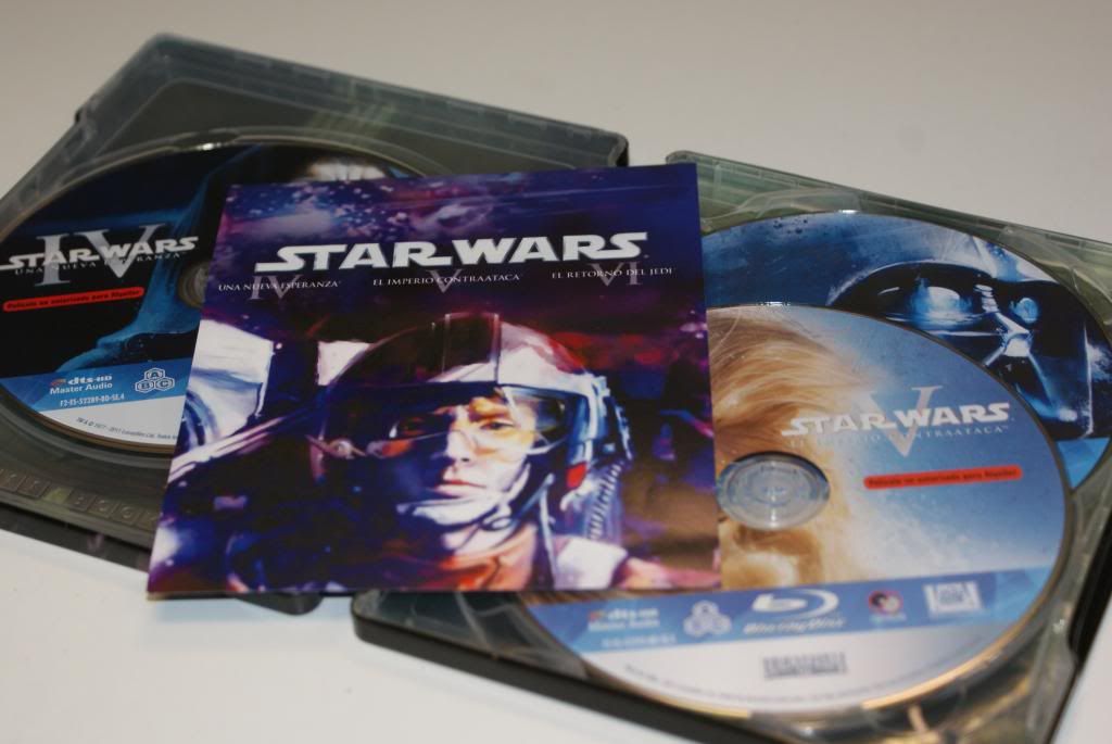 http://i1266.photobucket.com/albums/jj535/TheLastCollector/Trek%20-%20Fichas%203/Star%20Wars%20-%20Steelbook%20BD%20Trilogia%20Original/DSC01742.jpg