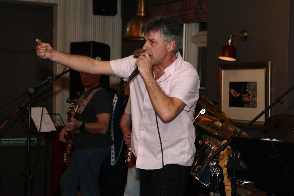 The Sarfendas Photos - Gary at work